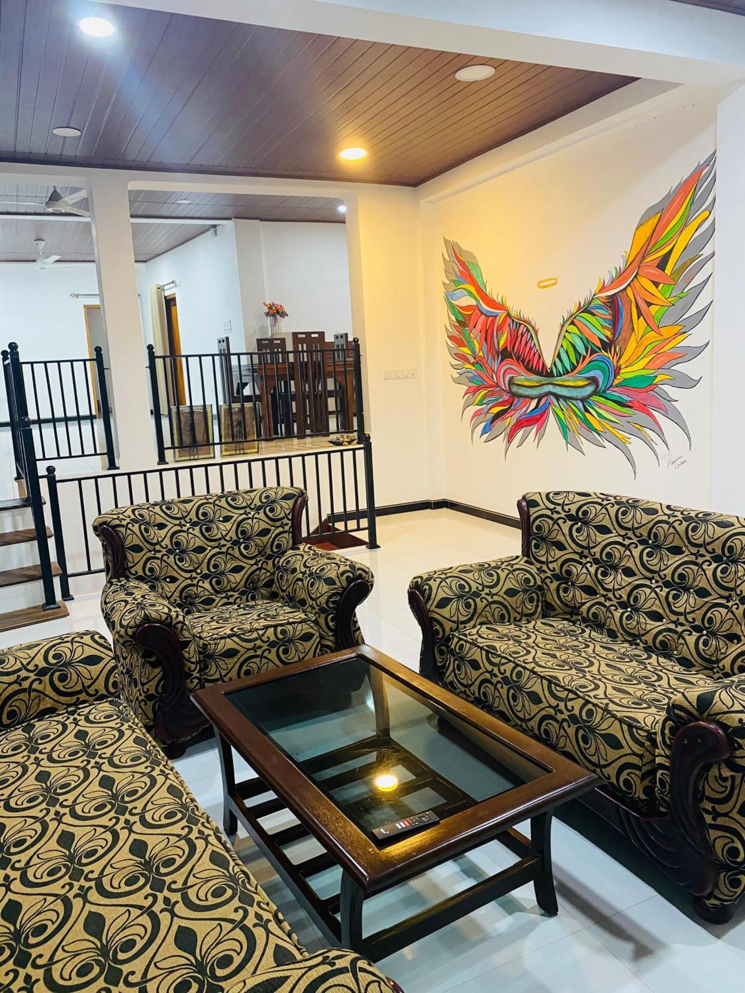 Enara Luxury Stay Katugastota Exterior photo