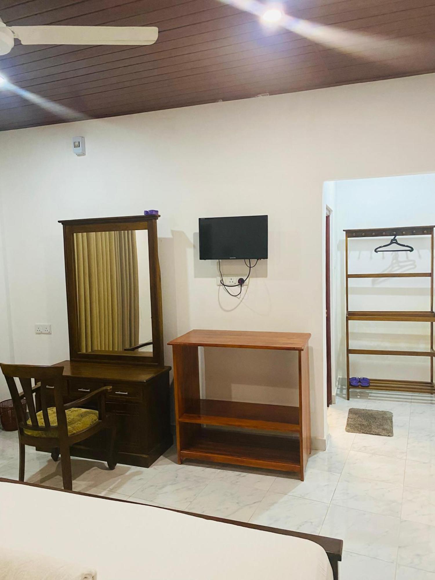 Enara Luxury Stay Katugastota Exterior photo