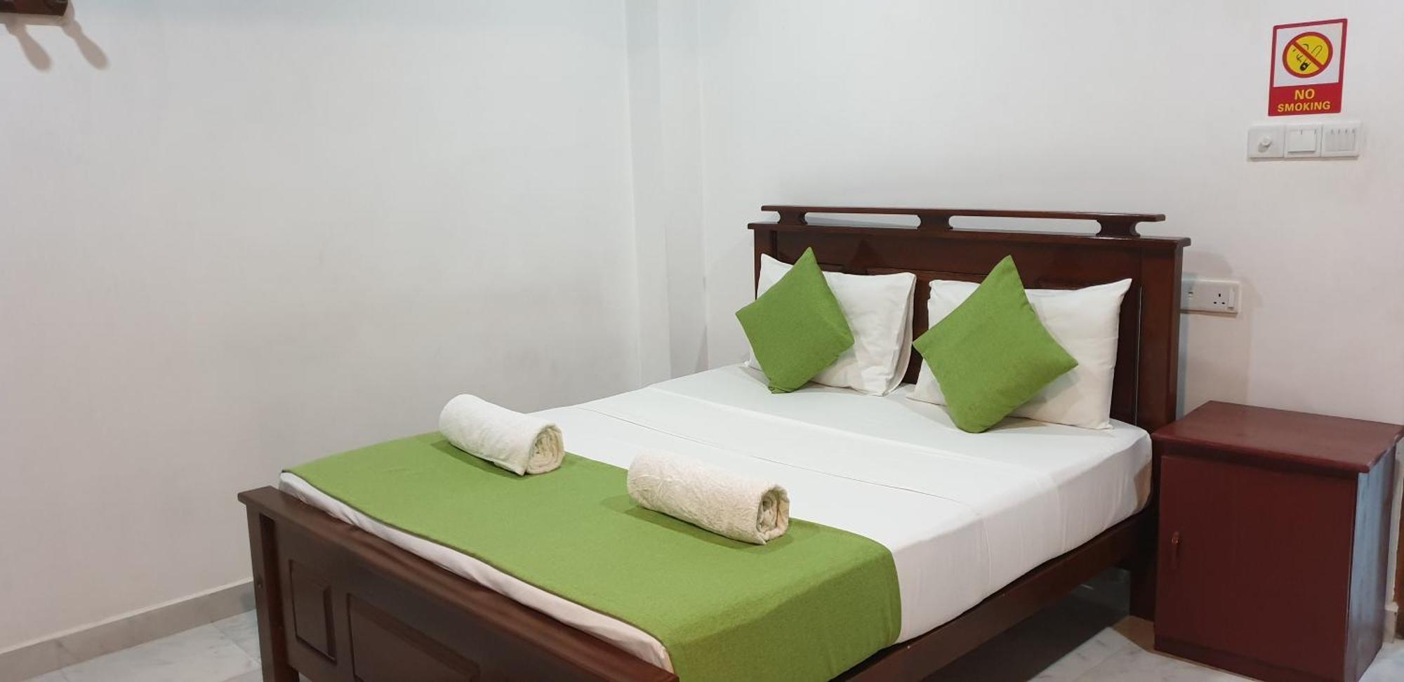 Enara Luxury Stay Katugastota Exterior photo