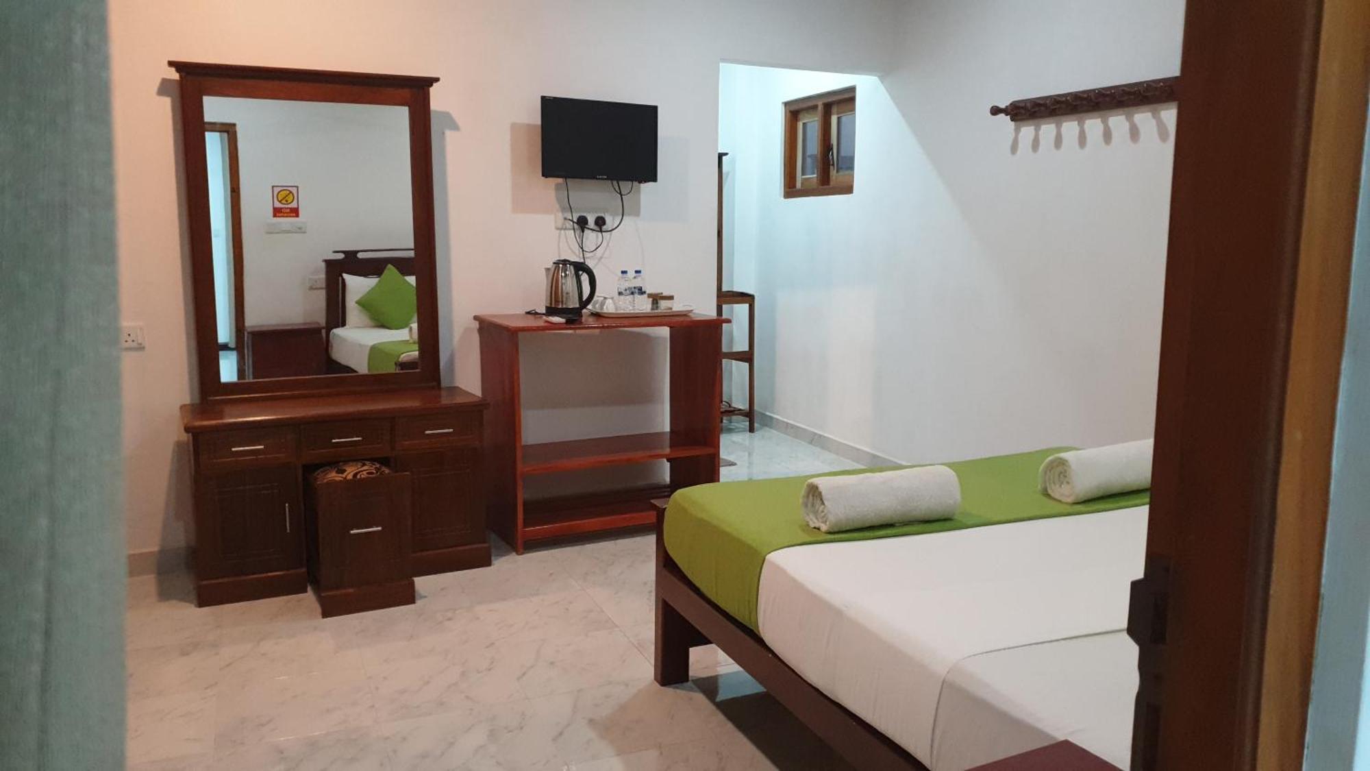 Enara Luxury Stay Katugastota Exterior photo