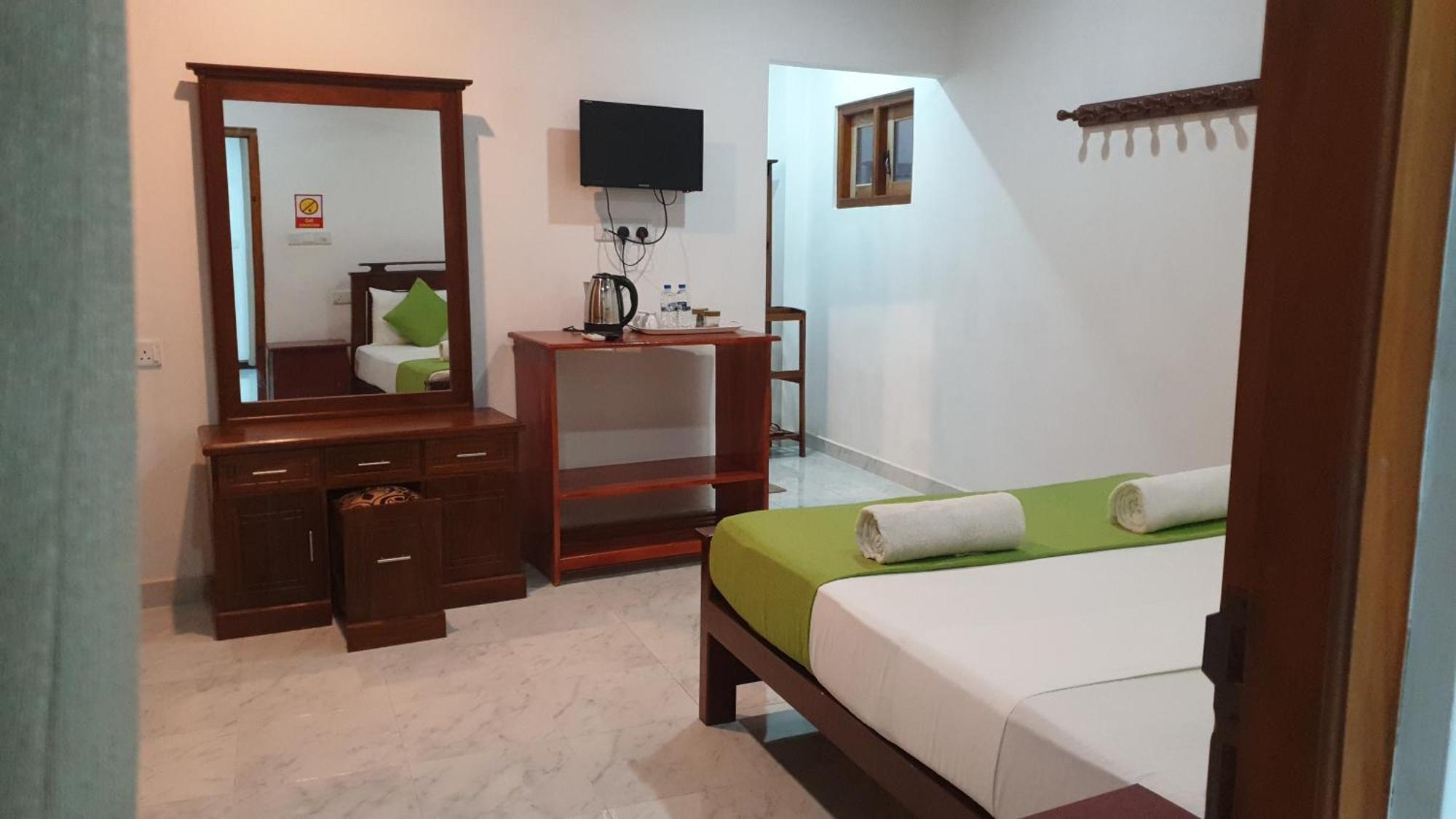 Enara Luxury Stay Katugastota Exterior photo